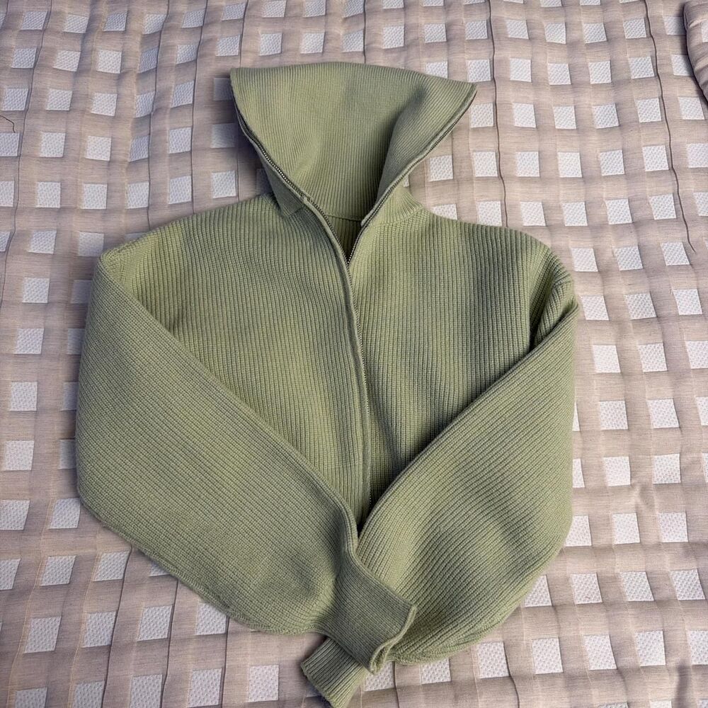Dazy Women's Green Sweatshirt